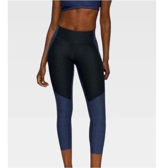 NWOT Outdoor Voices OG Textured Compression 7/8 Legging - Picture 3 of 6